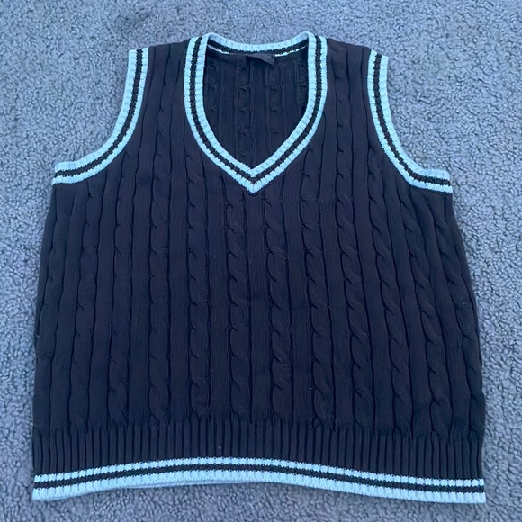 Vest, it’s a top - Picture 1 of 3
